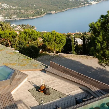 بيت للعطل Spectacular View Private Pool
